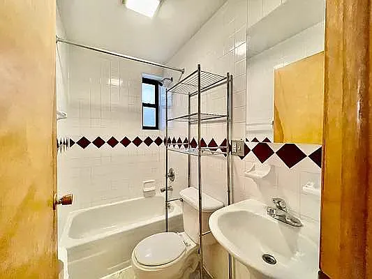 Rented by J PRESTON AND ASSOCIATES INC | media 12