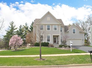 721 Cambridge Dr, Batavia, IL 60510