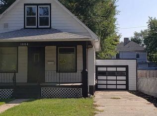 1004 N 3rd St, Springfield, IL 62702