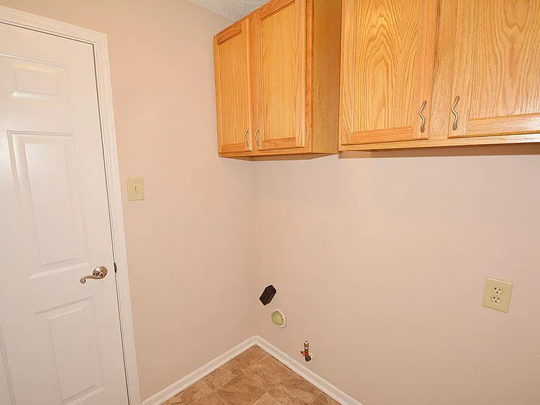14390 Black Farm Dr — Photo 22