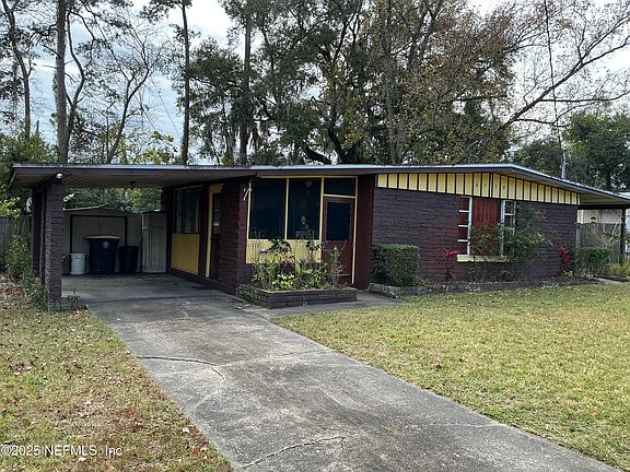2nd image of 6734 CHERBOURG Avenue