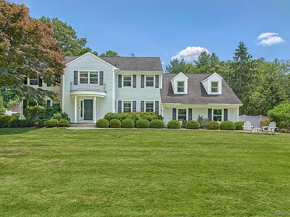 2nd image of 27 Pinehurst Drive