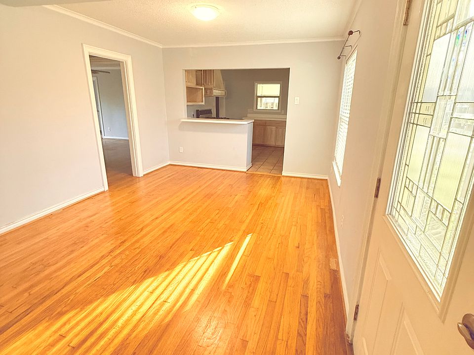 1st image of 8702 Santa Clara Dr