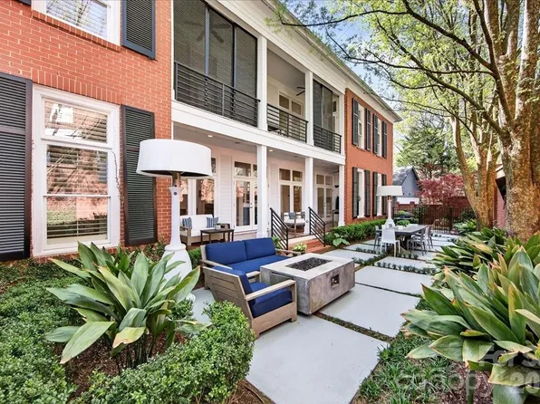 631 Vendue Pl, Charlotte, NC 28226