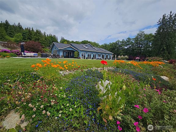 2nd image of 601 Shine Road