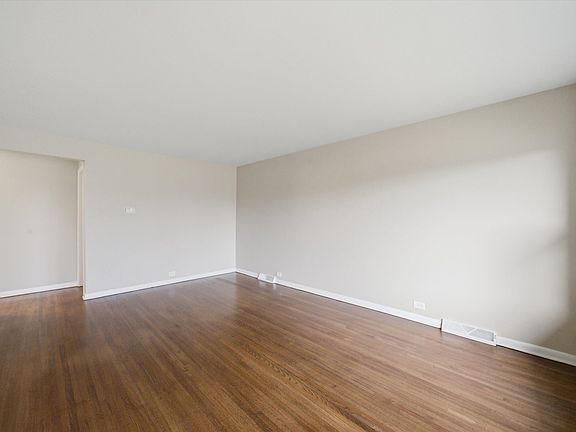 3rd image of 3798 W 76th Pl
