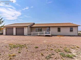 1407 Top Notch Trl, Penrose, CO 81240