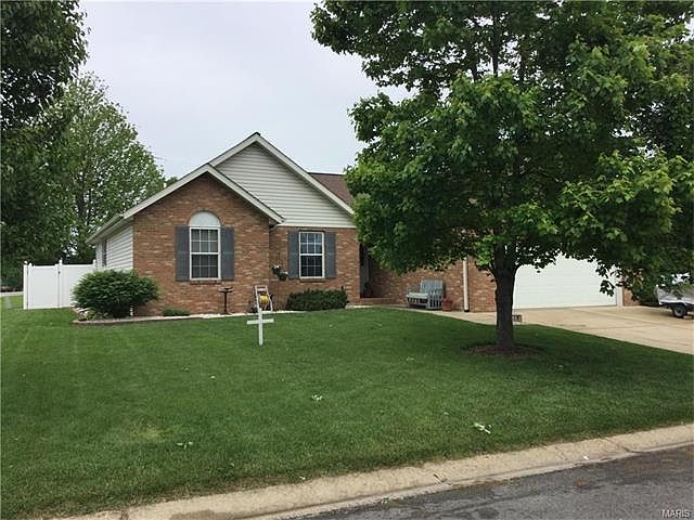 1st image of 10 Sunbeam Dr