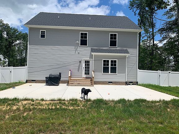 3rd image of 9141 Shewsbury Dr