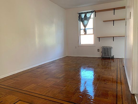 3rd image of 245 56th St