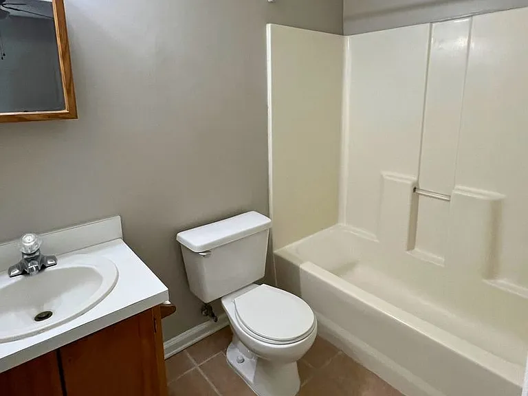 410 Admirals Walk Dr — Photo 12