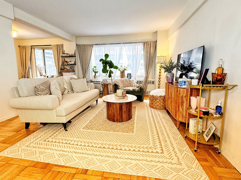 1st image of 249 E 48th St APT 7G