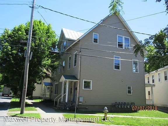 2nd image of 88 Van Dam St #2