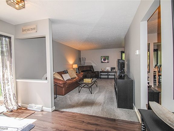 3rd image of 7537 Creekwood Ct #16C