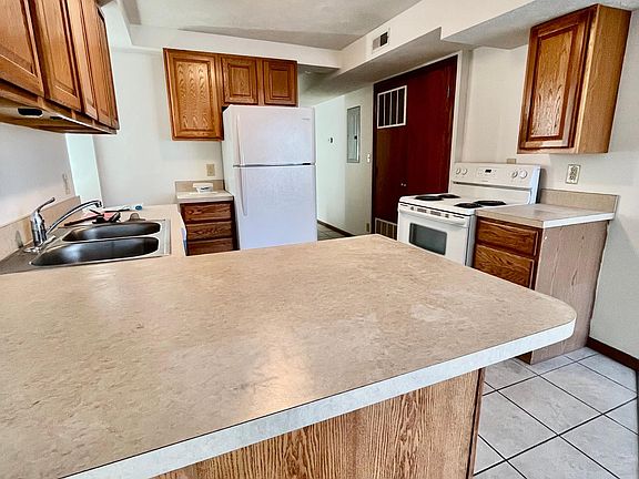 3rd image of 4837 Lowell Ave APT 1