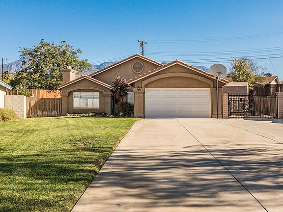 2nd image of 13479 La Paz Ct