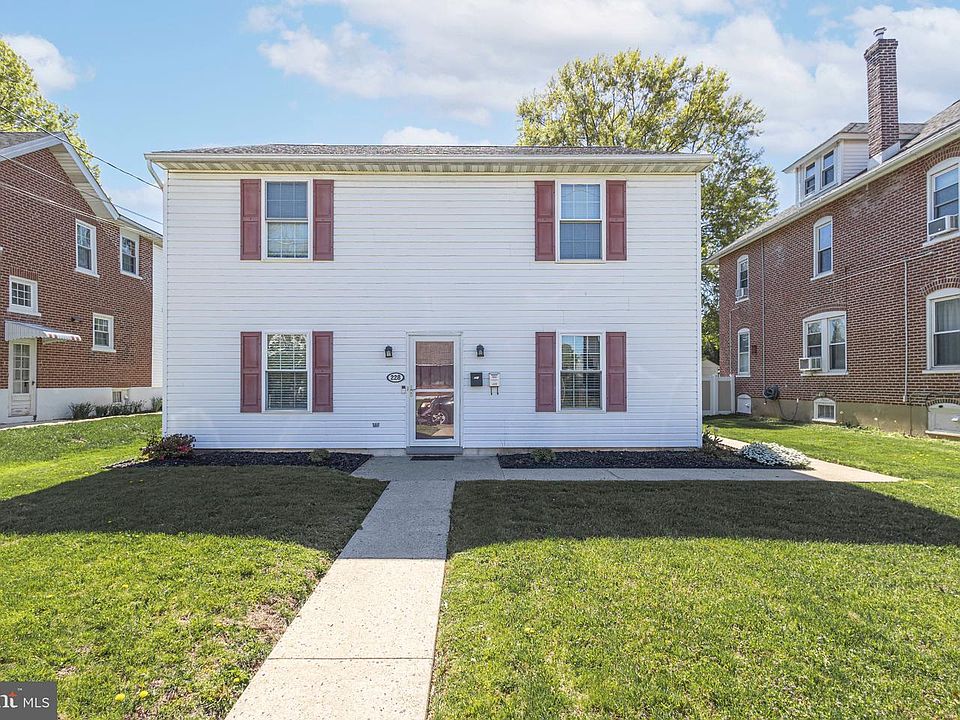 1st image of 228 W Hamlin Ave