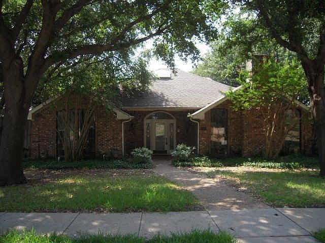 1st image of 2919 Mesquite Dr