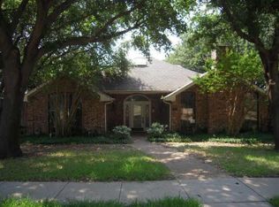 2919 Mesquite Dr, Carrollton, TX 75007