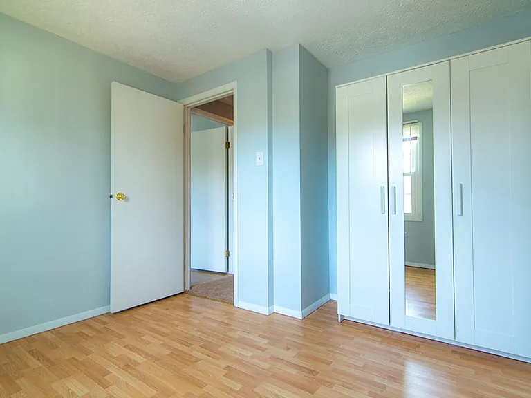 7821 White Cliff Ter — Photo 8
