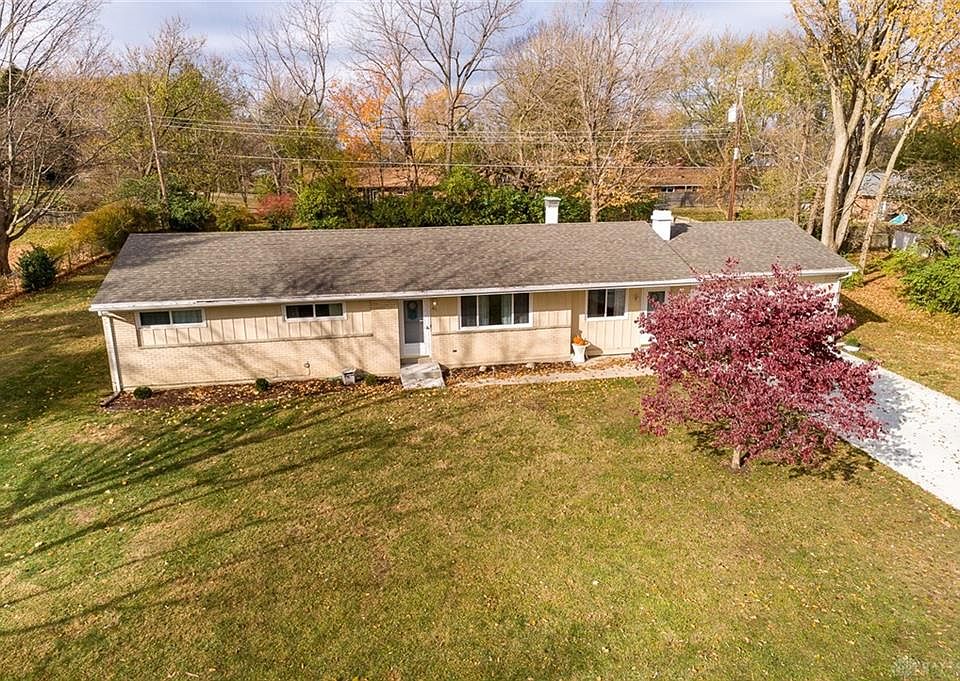 1st image of 41 Cherry Hill Dr
