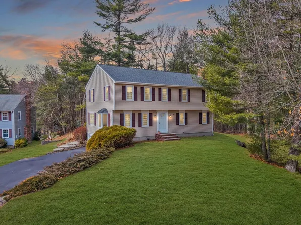 6 Dundas Ave, Andover, MA 01810