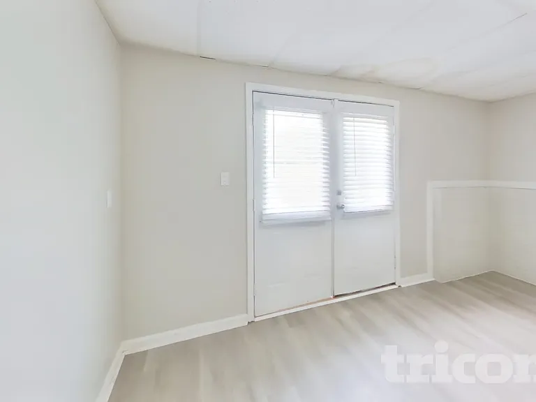 115 Victor Ln — Photo 22