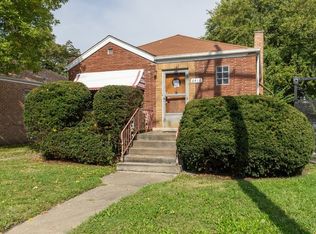 6416 Pershing Rd, Berwyn, IL 60402