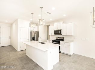10411 W Granderson St, Marana, AZ 85653