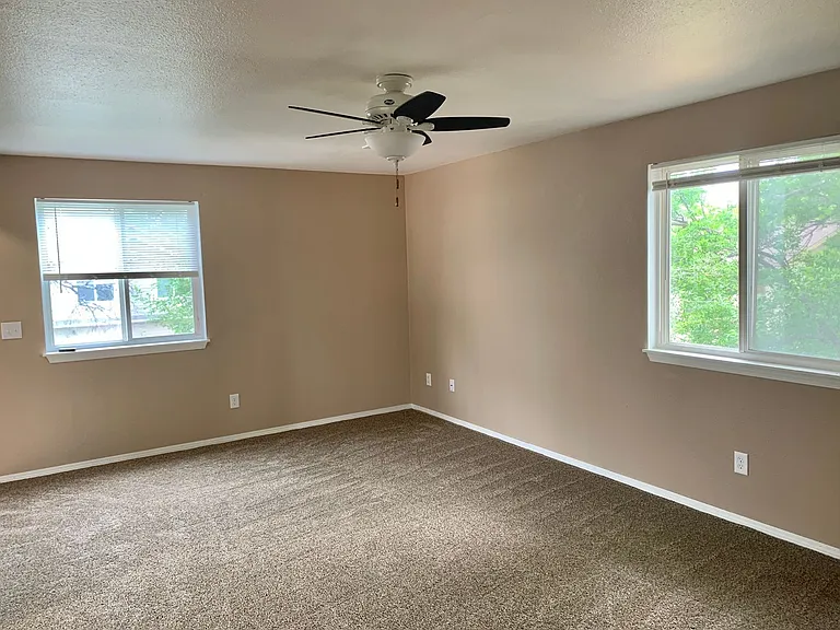 1443 Centennial Dr — Photo 13