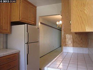 3rd image of 444 Holiday Hills Dr