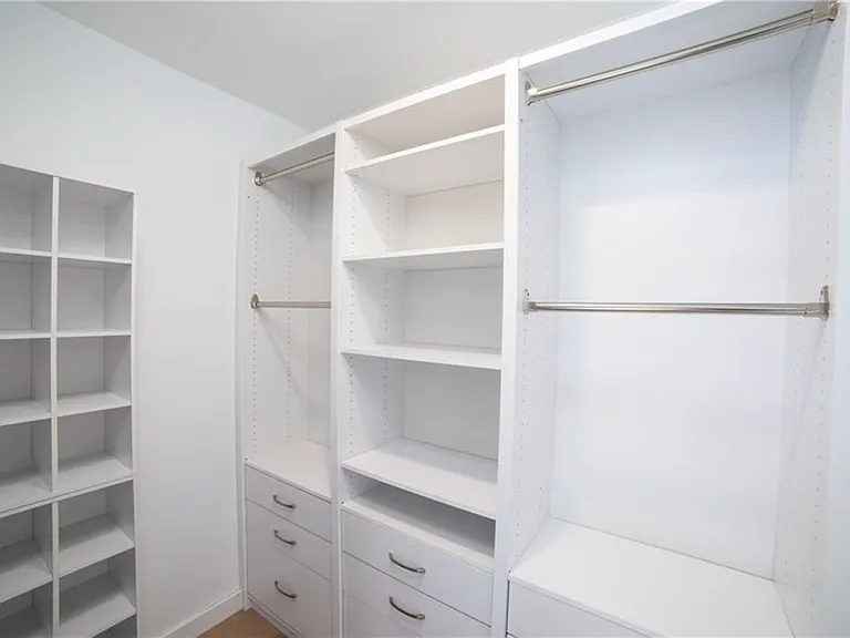 414 Shorecrest Dr — Photo 18