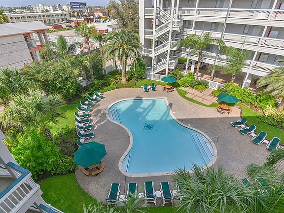 2nd image of 6102 Seawall Blvd #392