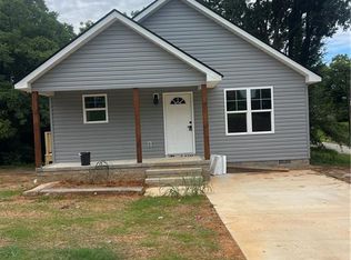 921 Redding Dr, High Point, NC 27260