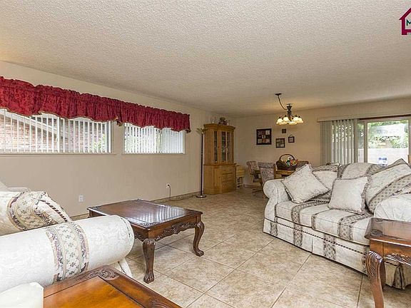 3rd image of 1013 Avondale Dr