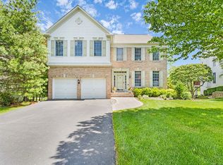 9 Wellington Dr, Basking Ridge, NJ 07920