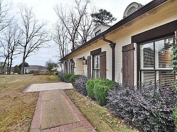 2nd image of 2036 Parc Monceau Dr W
