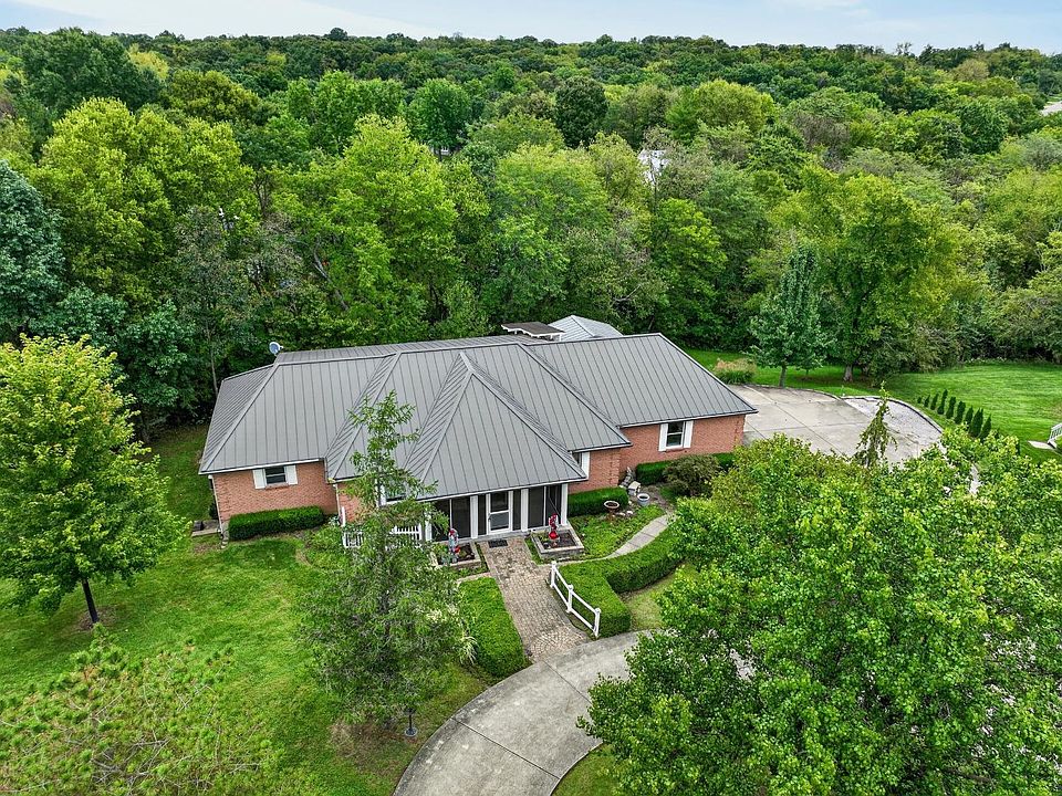 1st image of 20902 Ridgecliff Ct
