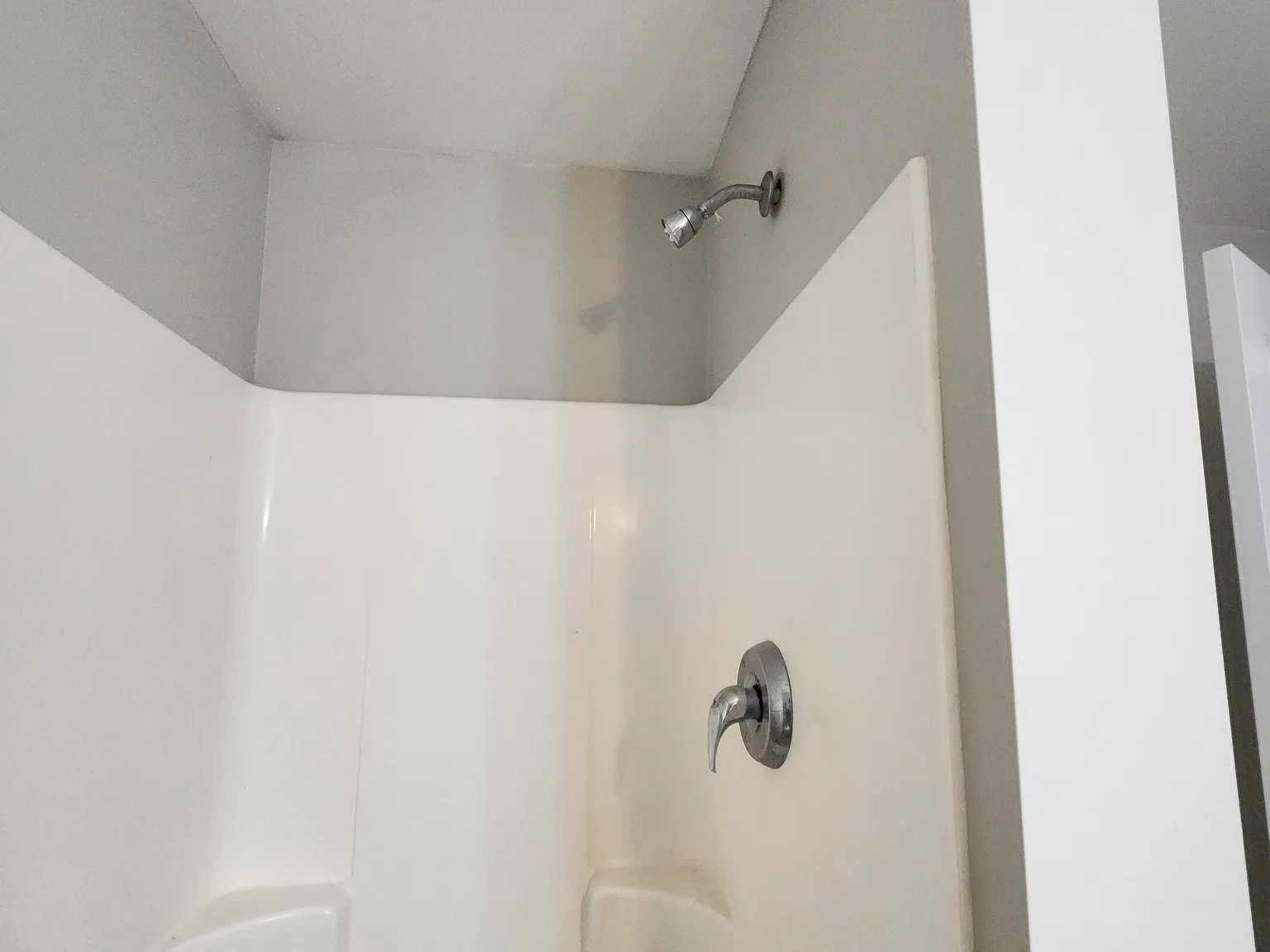 2 bed, 930 sqft, $995 — Photo 4