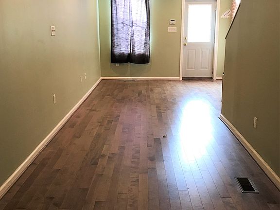4th image of 2841 Huntingdon Ave
