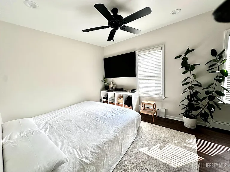 139 Sylvan Ave #1 — Photo 6