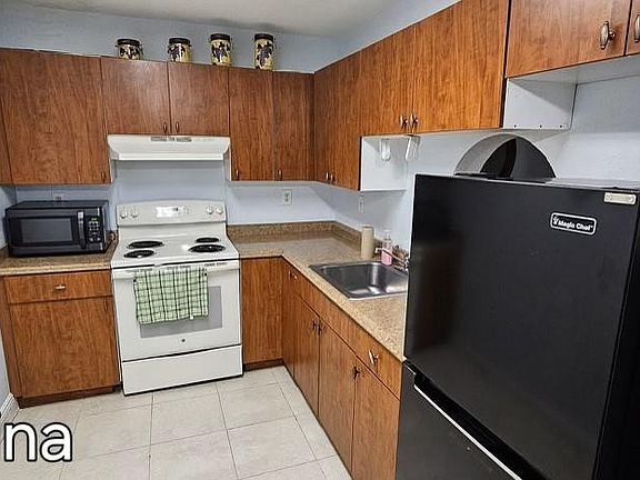 3rd image of 5755 W 20th Avenue #412