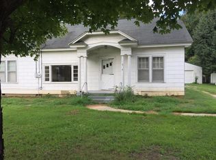 604 Oaks Rd, Paducah, KY 42003