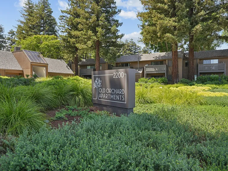 Old Orchard Apartments — Photo 40