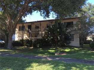 2265 Dart Ave APT B, Largo, FL 33770
