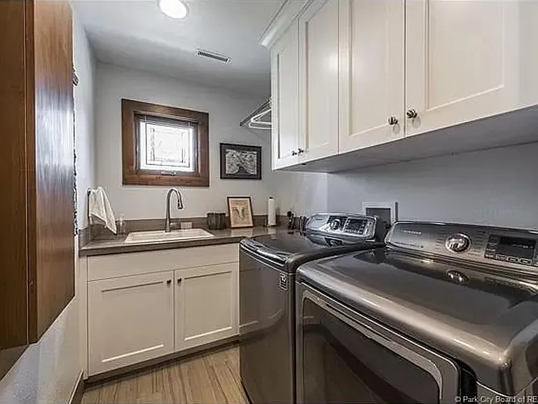 2881 Hackney Ct — Photo 8
