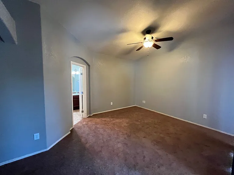 6565 E 33rd Ln — Photo 16