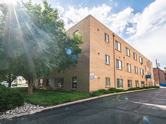 3rd image of 5798 S Gallup St #105