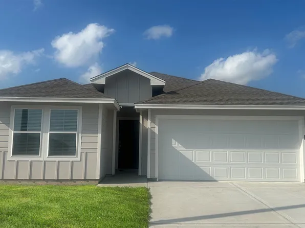 1802 Whirlaway Dr, Corpus Christi, TX 78417