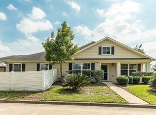11910 Prior Park Dr, Houston, TX 77047